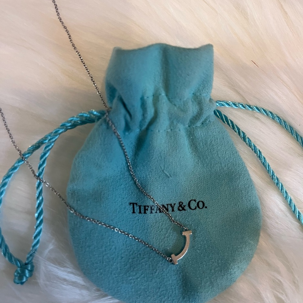 Tiffany & Co. 18K White Gold Smile Necklace
